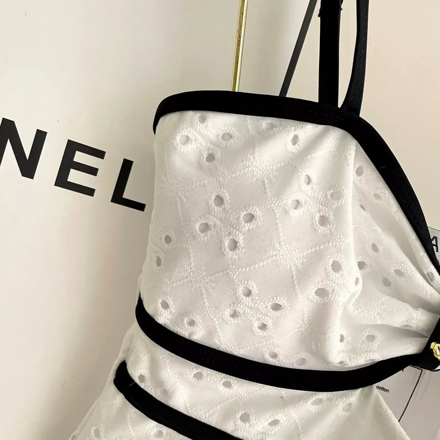 25 new hollow flower one-piece swimsuit