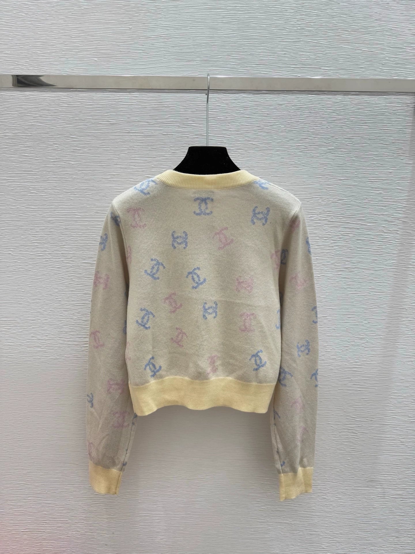 knitted sweater
