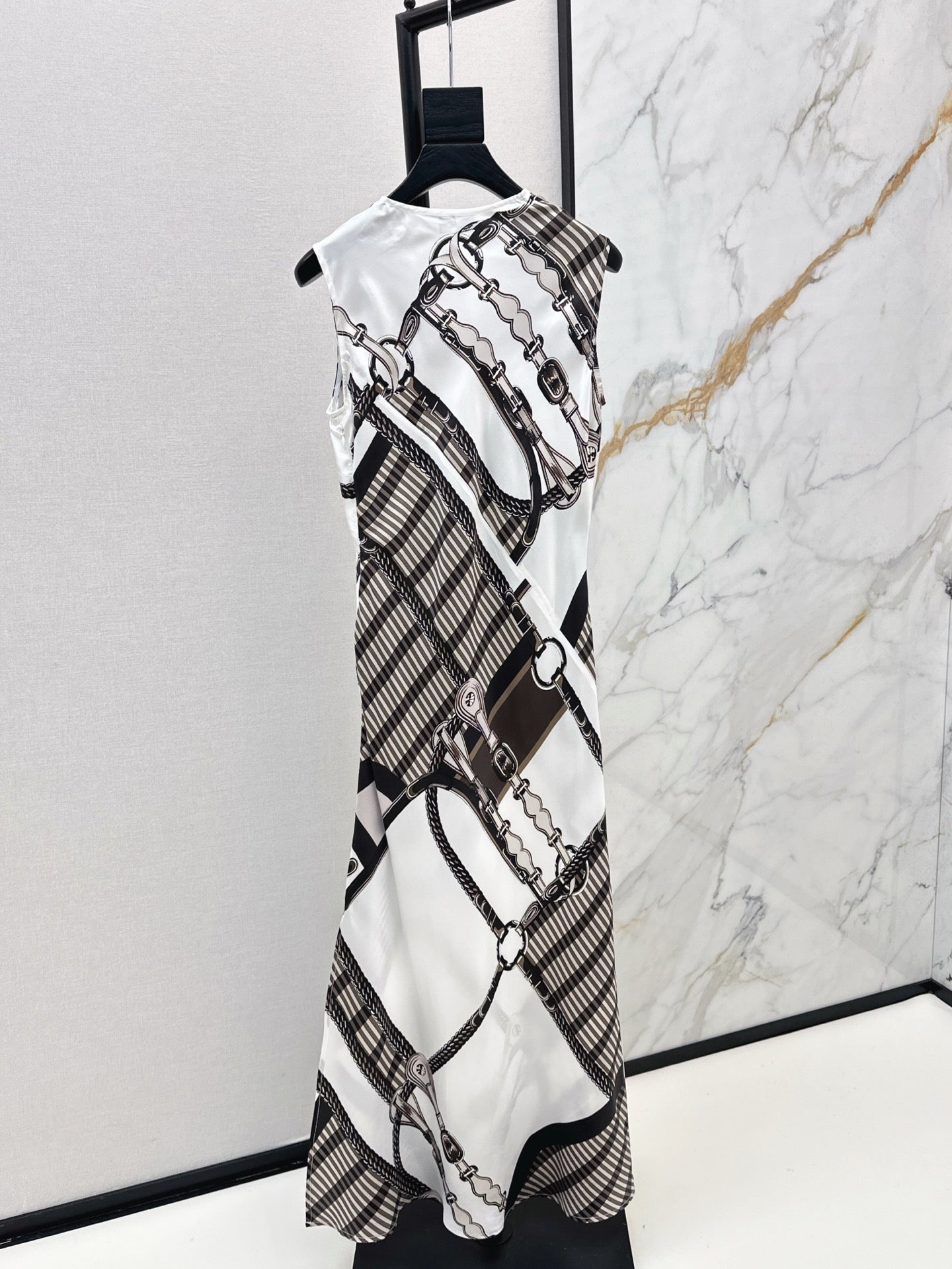25ss silk sleeveless dress