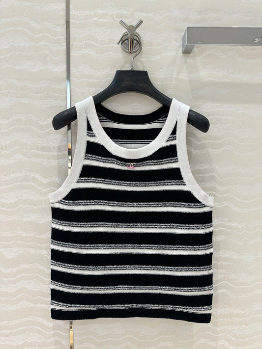 CH 25SS KNITTED VEST