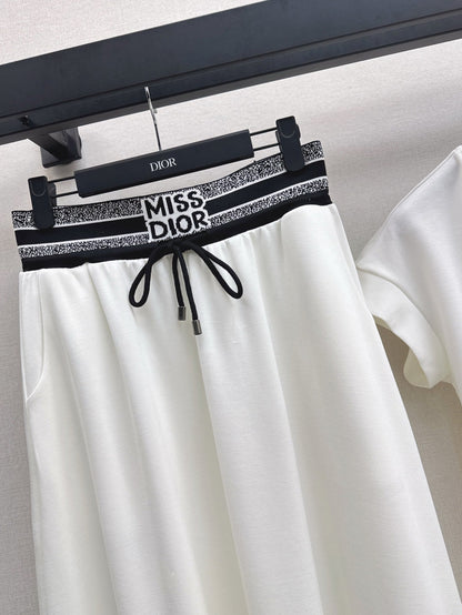 25ss miss skirt set