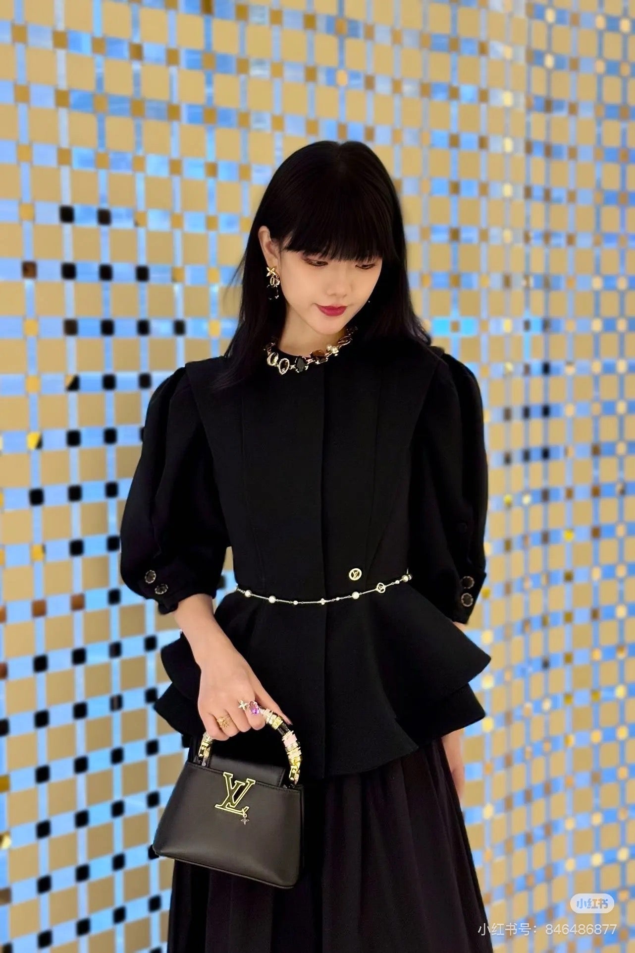 25ss ruffle coat