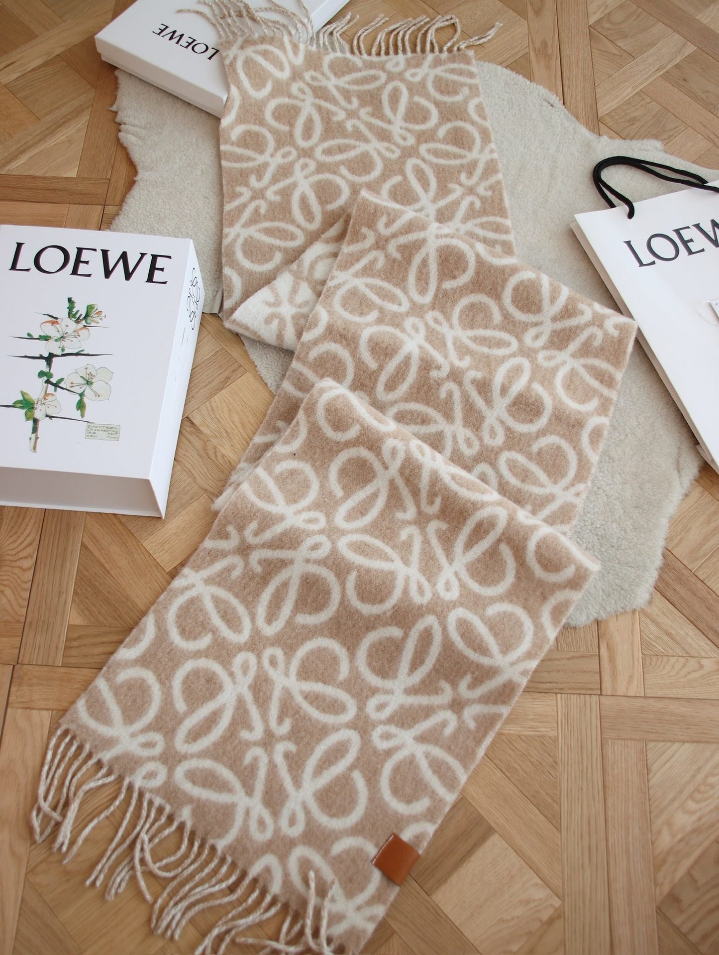 New wool mohair scarf