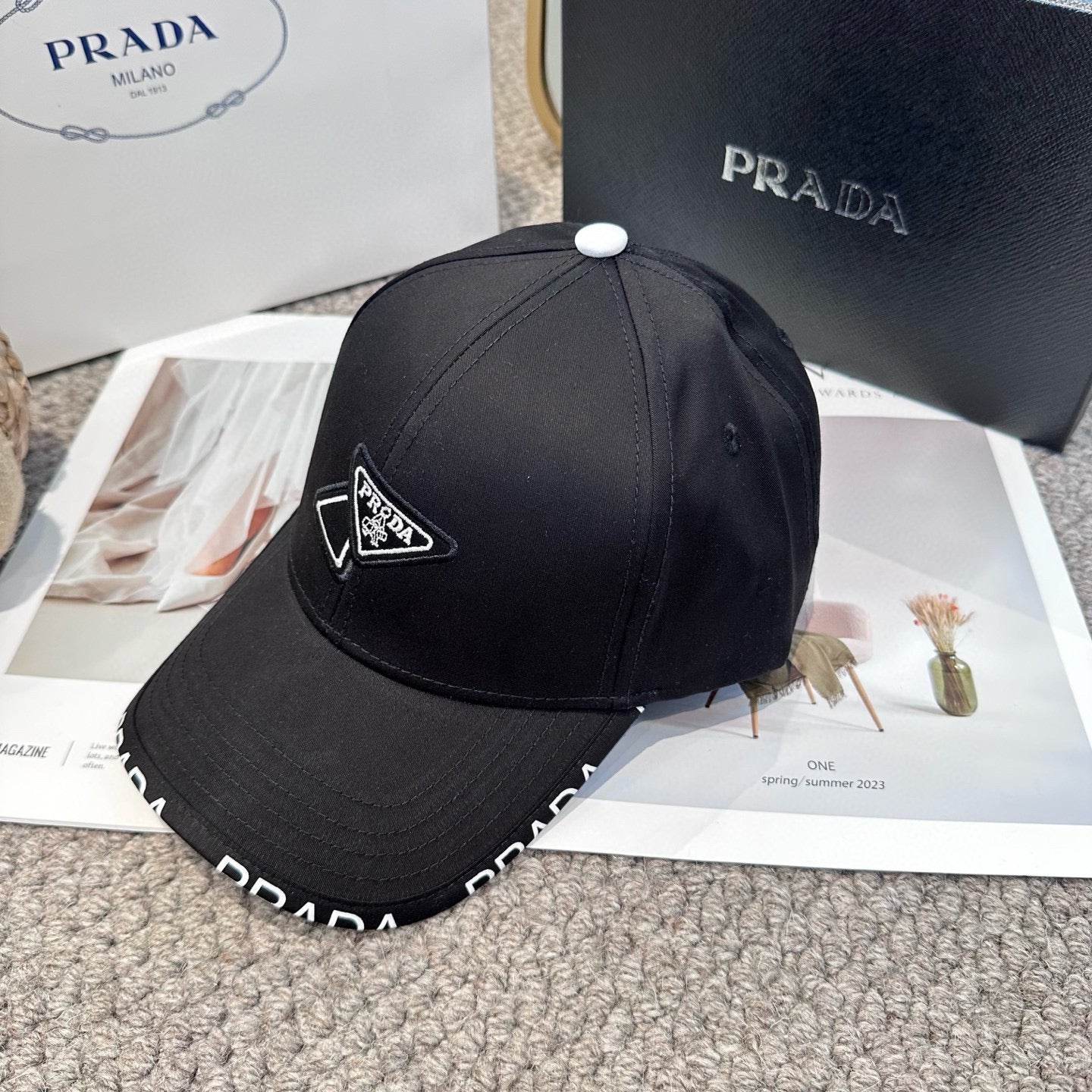 Classic triangle logo baseball cap