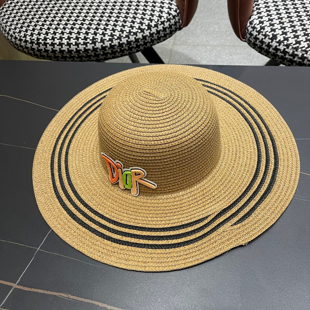 New straw hat and woven bag two-piece set