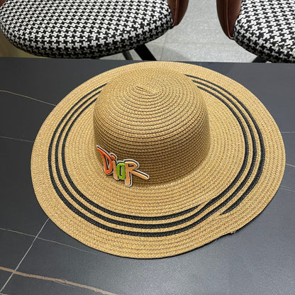 New straw hat and woven bag two-piece set