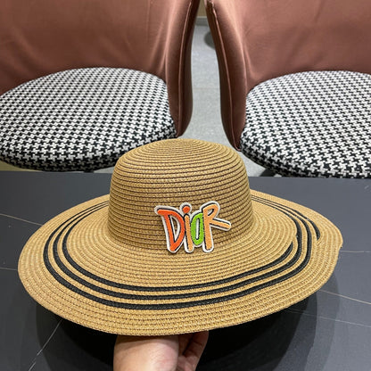 New straw hat and woven bag two-piece set