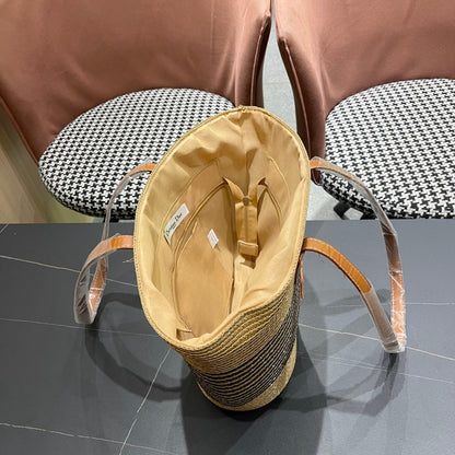 New straw hat and woven bag two-piece set