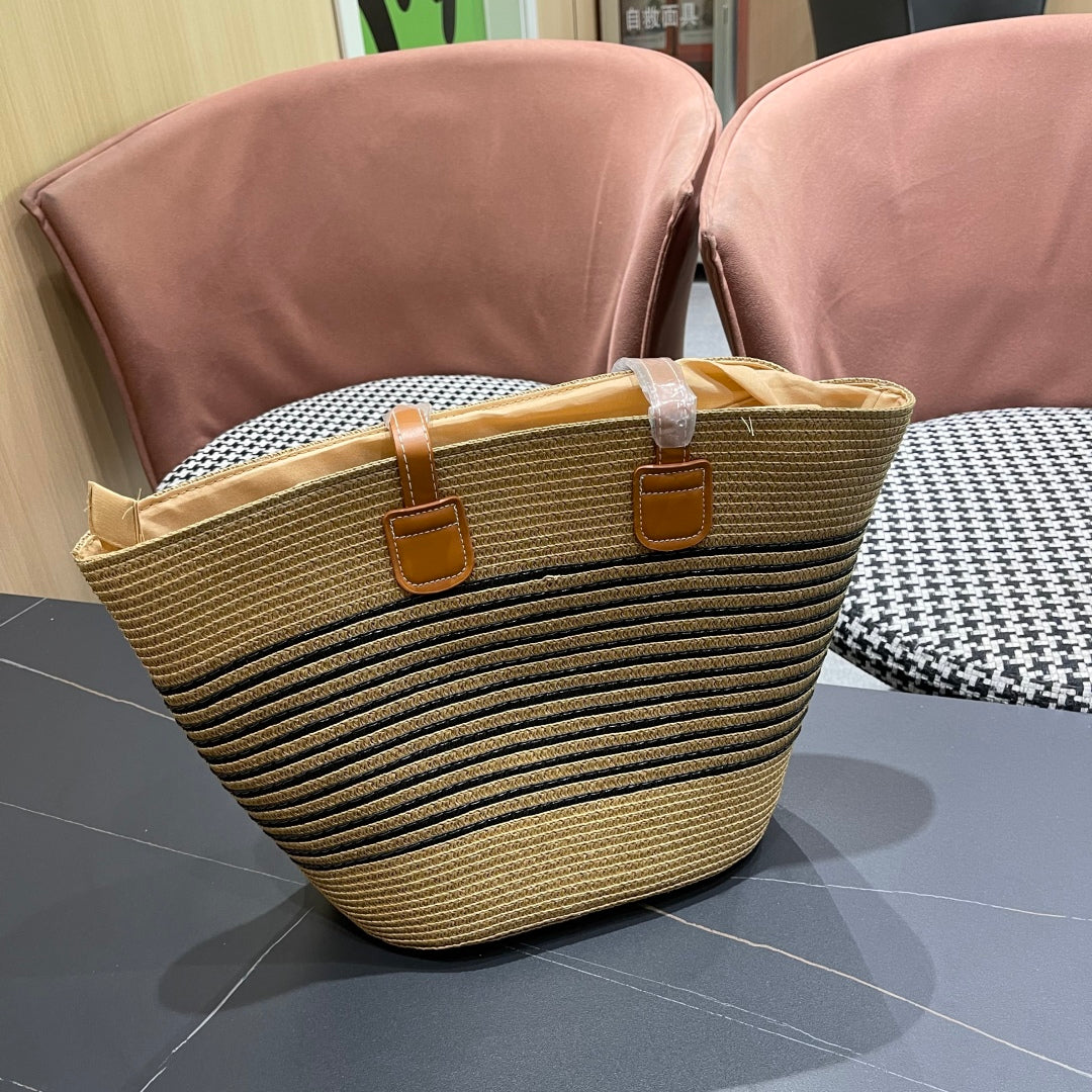New straw hat and woven bag two-piece set