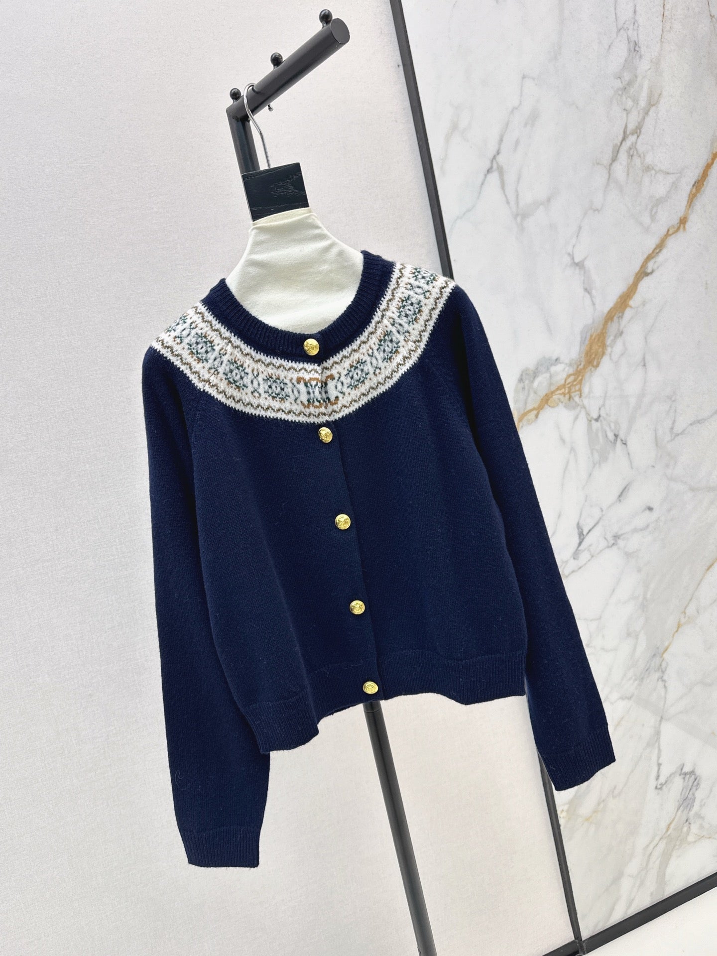 25 New retro Fel Island patterned cashmere cardigan